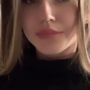 mycourtneyfrost #3639964