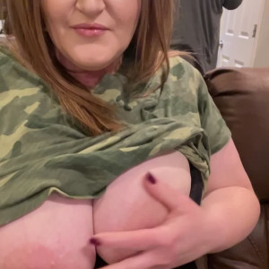 Video by thicchousewife published on June 2,2023 09:44:00 - BestThots