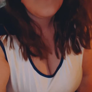 Video by thicchousewife published on March 19,2023 05:17:00 - BestThots