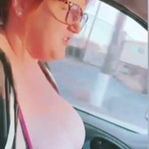 Video by thicchousewife published on April 4,2023 15:02:00 - BestThots