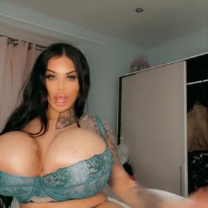 Video by vip_nvr published on July 12,2023 09:09:00 - BestThots