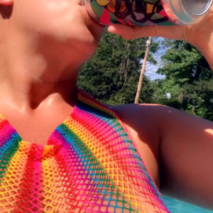 Video by hoppyfloppy published on June 13,2023 06:19:00 - BestThots