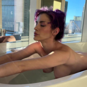Video by luxneon published on August 4,2023 17:00:00 - BestThots