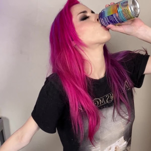 Video by luxneon published on July 5,2023 09:31:00 - BestThots