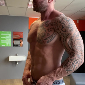 tom0fbrussels #5094930