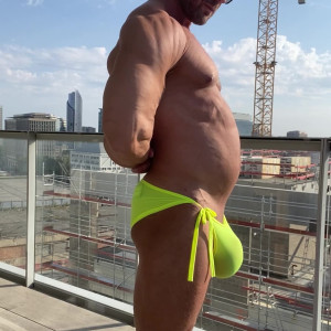 tom0fbrussels #5152993