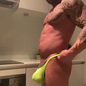 tom0fbrussels #5161569