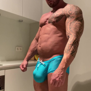 tom0fbrussels #5177454