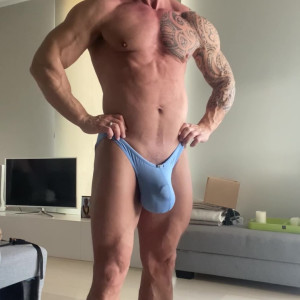 tom0fbrussels #5207344