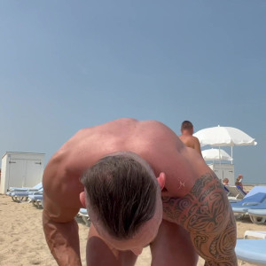 tom0fbrussels #5363323