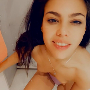 Video by apolonialapiedra published on April 7,2023 18:15:00 - BestThots