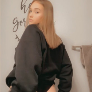 rosikarterkiss #5736517