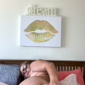 rosikarterkiss #5777631