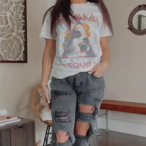 Video by kayla published on August 26,2023 18:27:13 - BestThots