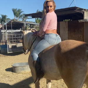 Video by miss_swedish_bella published on August 10,2023 01:34:00 - BestThots