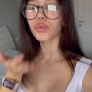 Video by lolasweetxo published on August 26,2023 18:38:17 - BestThots