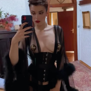 Video by lady_perse published on June 13,2023 20:43:00 - BestThots