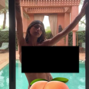 Video by miakhalifa published on April 30,2023 17:41:00 - BestThots