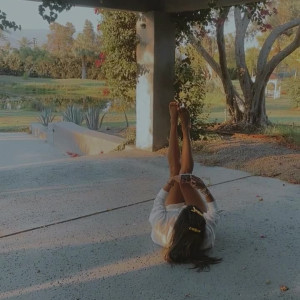 Video by miakhalifa published on March 5,2023 21:33:00 - BestThots