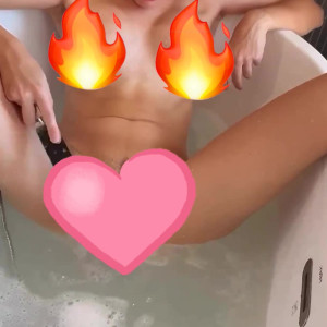Video by violetsummerstv published on April 30,2023 20:13:00 - BestThots