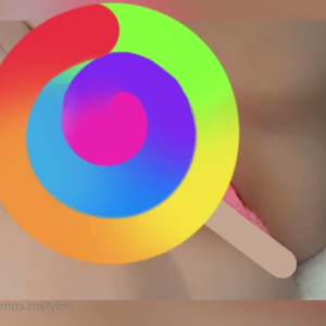 Video by veronicarosexox published on July 31,2023 20:43:00 - BestThots