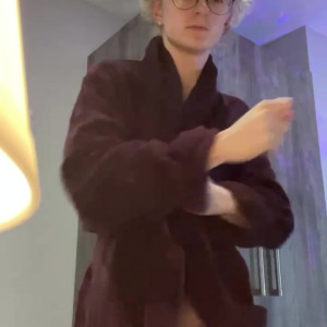 Video by pierbi published on April 8,2023 21:12:00 - BestThots