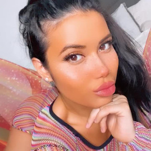 Video by nicolesnowofficial published on March 10,2023 01:50:00 - BestThots