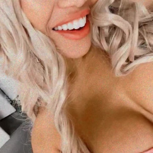 Video by nicolesnowofficial published on July 28,2023 15:47:00 - BestThots