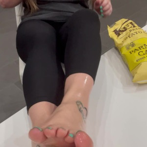 Video by solesexyj published on April 28,2023 09:14:00 - BestThots