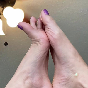 Video by goddess_tickle published on June 15,2023 06:26:00 - BestThots