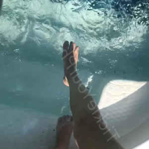 Video by goddess_tickle published on April 24,2023 22:32:00 - BestThots