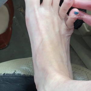 Video by goddess_tickle published on June 19,2023 12:15:00 - BestThots