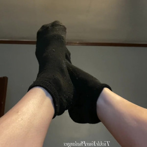 Video by goddess_tickle published on May 5,2023 18:01:00 - BestThots
