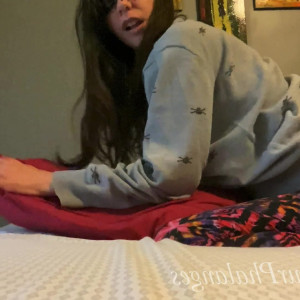 Video by goddess_tickle published on March 29,2023 23:39:00 - BestThots