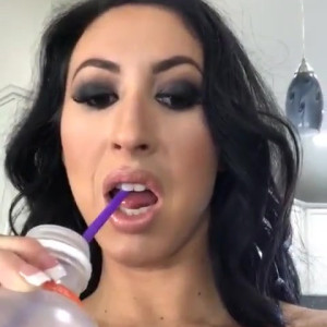 Video by lilylanexxx published on April 3,2023 12:45:00 - BestThots