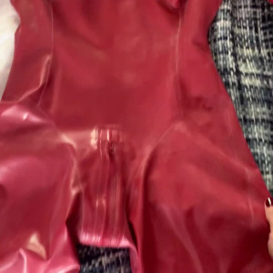 latexnchillfree #4591554