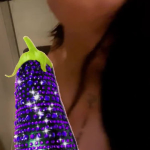 Video by subzerovixen published on June 5,2023 01:28:00 - BestThots