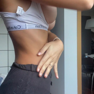 Video by callmeolivia00 published on March 28,2023 03:30:00 - BestThots