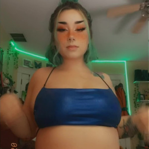 Video by midoribug published on August 26,2023 23:41:42 - BestThots