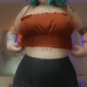 Video by midoribug published on August 26,2023 23:36:10 - BestThots