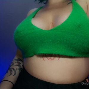 Video by midoribug published on August 26,2023 23:53:19 - BestThots