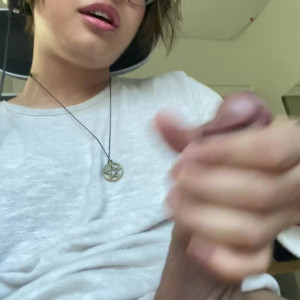 Video by kianavi published on July 19,2023 00:02:00 - BestThots