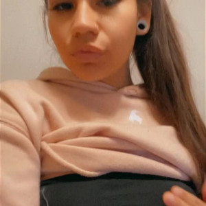 Video by yourlatinaobsession published on April 18,2023 00:49:00 - BestThots