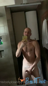 nakedgamervip #9707566