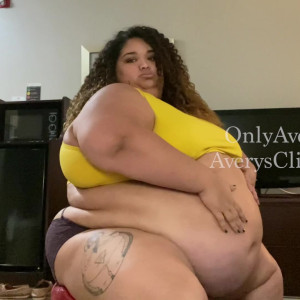 Video by averyssbbw published on August 27,2023 01:01:24 - BestThots