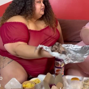 Video by averyssbbw published on August 27,2023 01:07:32 - BestThots