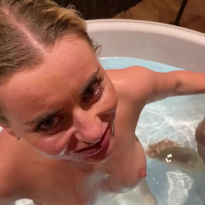 Video by emilybellexx published on January 12,2024 07:55:31 - BestThots