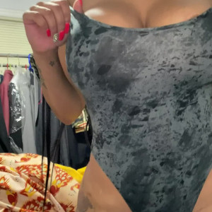 Video by missmeenaofficial published on August 27,2023 01:35:08 - BestThots