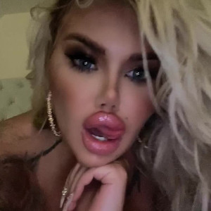 Video by candycharms published on June 1,2023 03:27:00 - BestThots