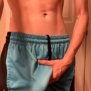 Video by kyky188 published on August 27,2023 04:48:32 - BestThots